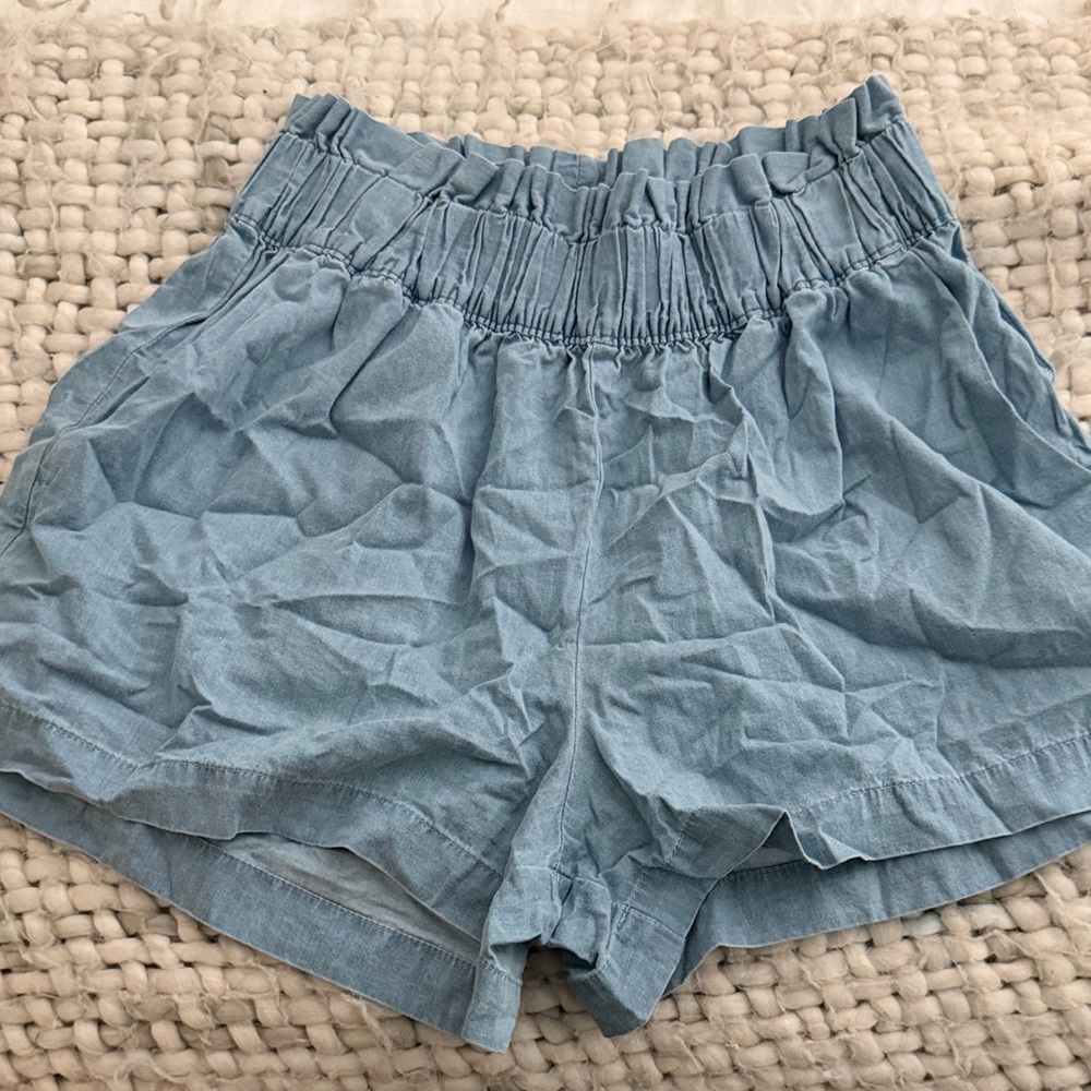 Southern Tide High Waist Light Blue Shorts